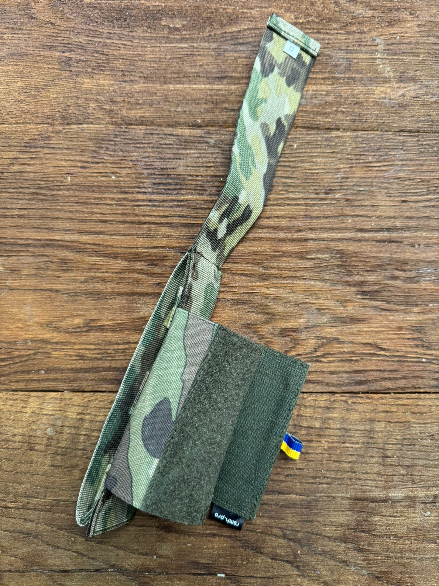 ДОСТАВЛЯЄТЬСЯ ПРЯМО ДО ПЕРЕДНЬОЇ ПОВ'ЯЗКИ Тримач джгута швидко вкл. Пов'язка джгутова розшнуровувальна Дніпро 2 покоління