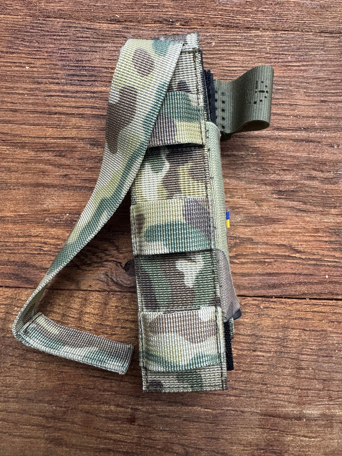 ДОСТАВЛЯЄТЬСЯ ПРЯМО ДО ПЕРЕДНЬОЇ ПОВ'ЯЗКИ Тримач джгута швидко вкл. Пов'язка джгутова розшнуровувальна Дніпро 2 покоління